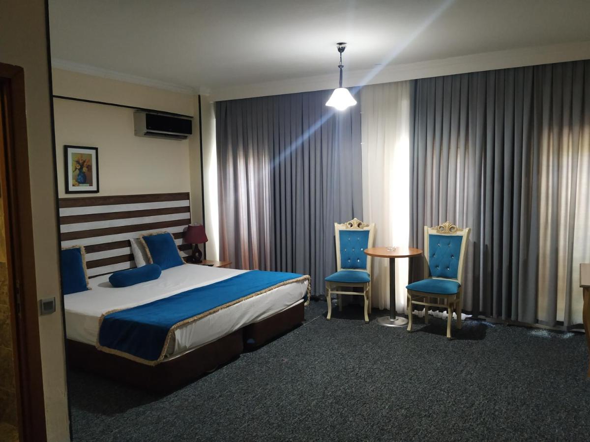 Gallery Hotel Baku Luaran gambar