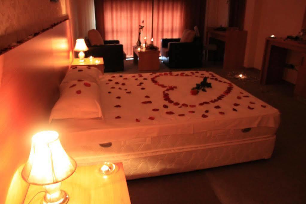 Gallery Hotel Baku Luaran gambar